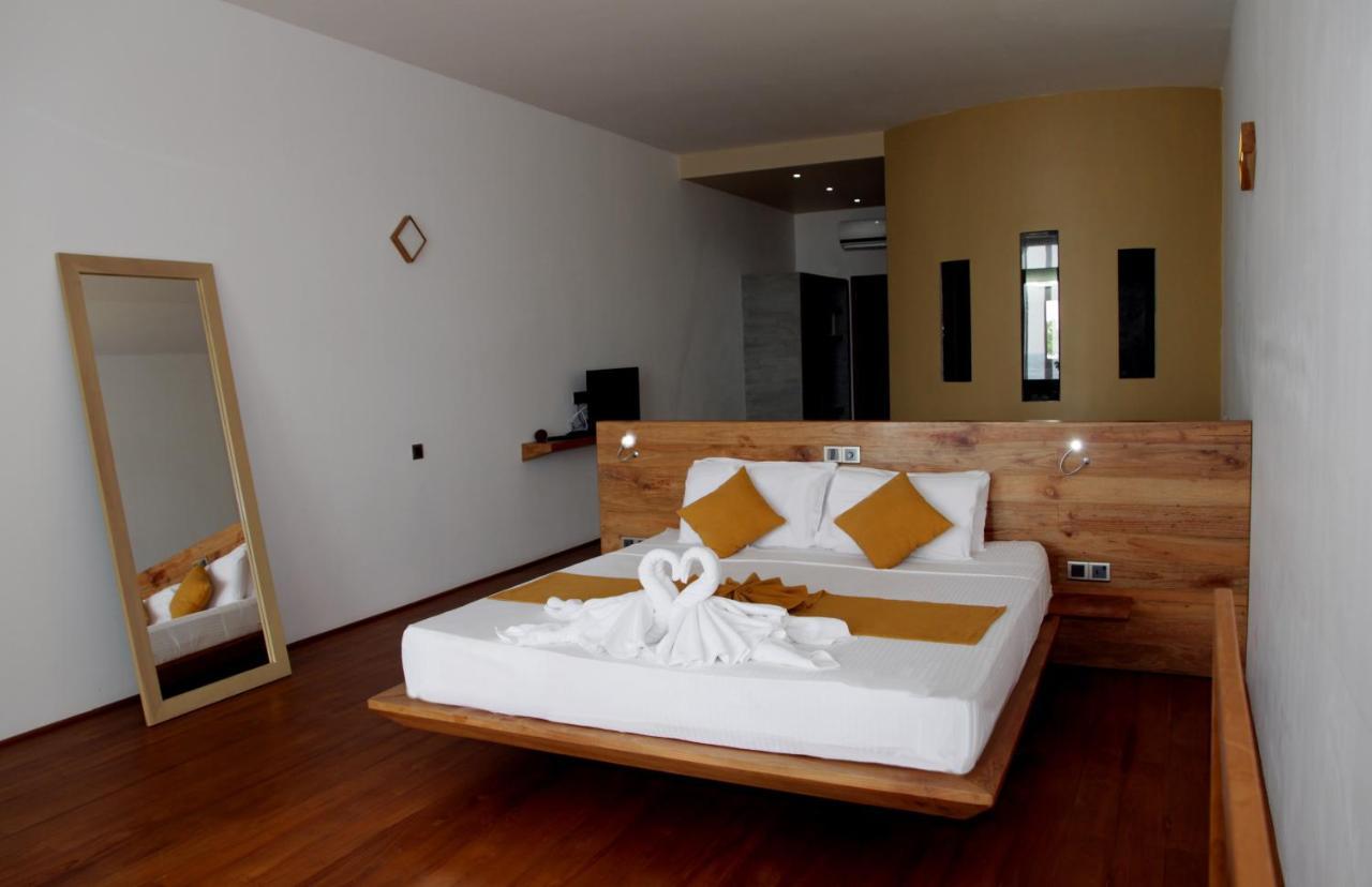 Serendipitaly Ayurveda Boutique Hotel Хикадува Екстериор снимка