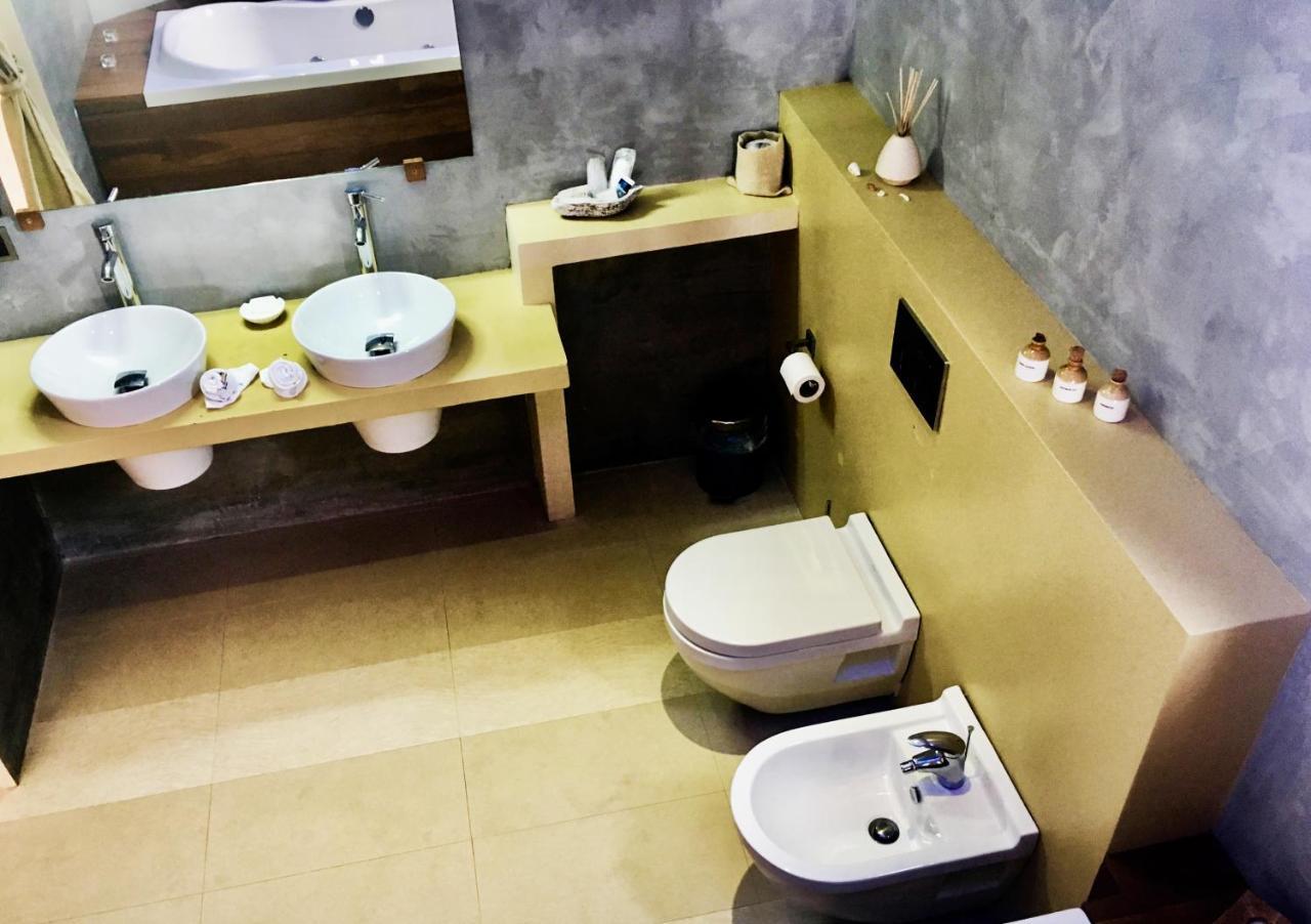 Serendipitaly Ayurveda Boutique Hotel Хикадува Екстериор снимка